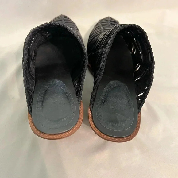 Veracruz Black Leather Mules - Picture 4 of 5